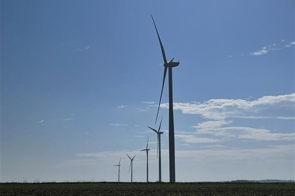 EnergieTEAM et LCL lancent le premier contrat d’achat d’électricité multi-acheteurs sur un parc éolien